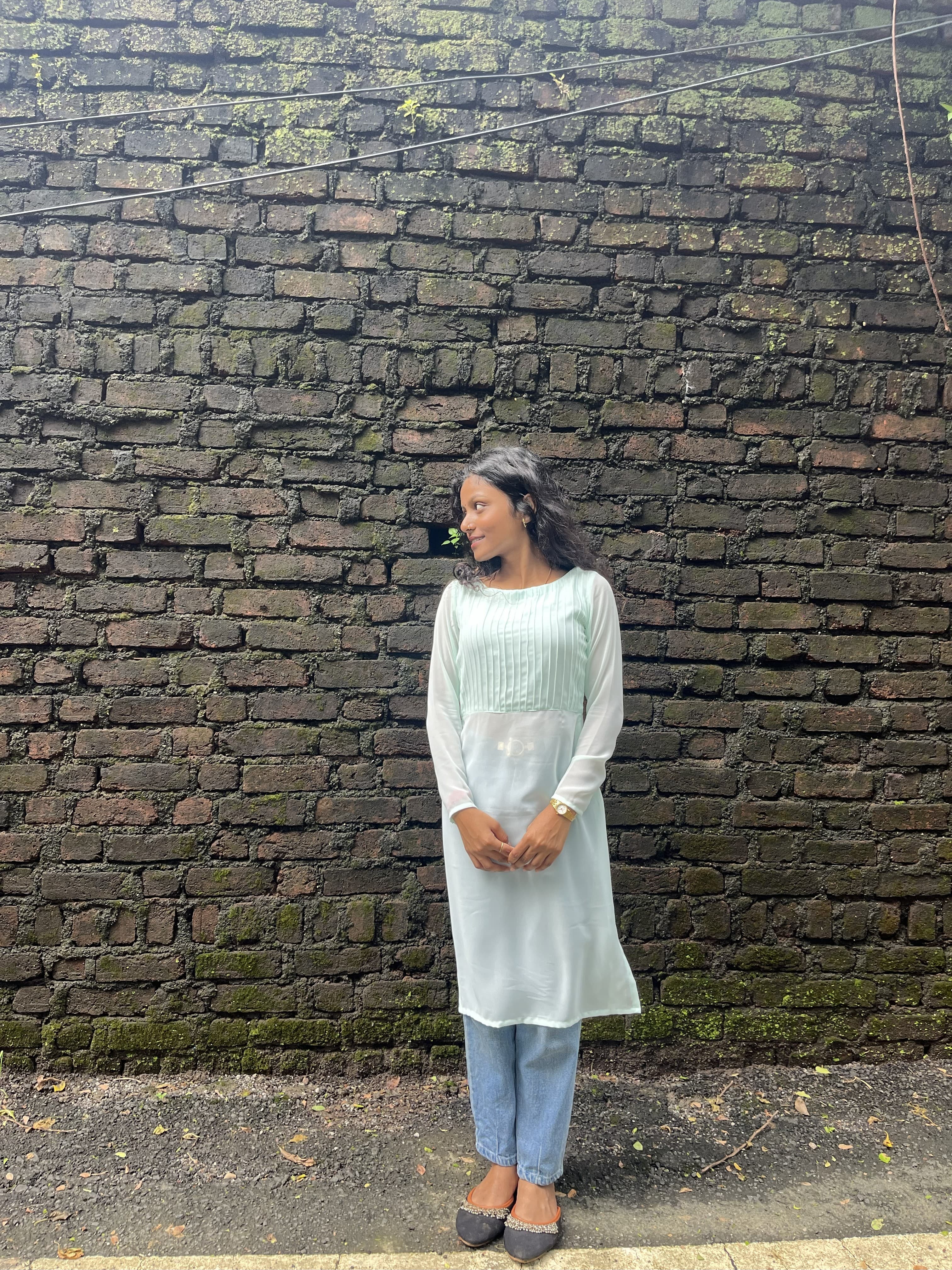 Taru – pastel green georgette kurti
